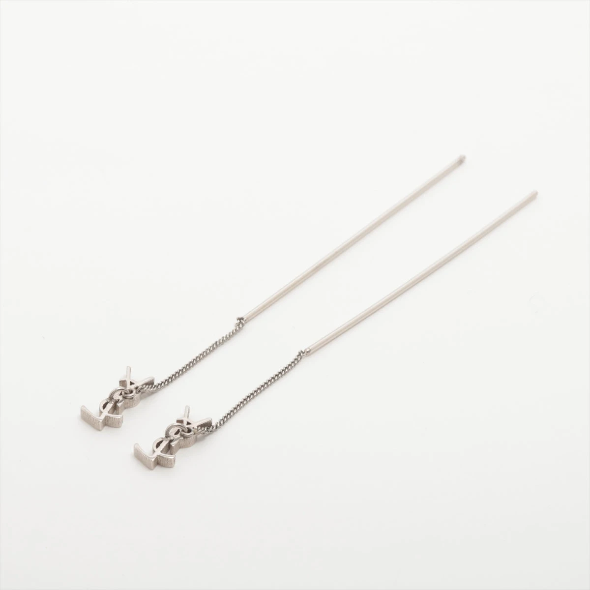 サンローラン YSLロゴ ピアス(両耳用) GP シルバー A3263848