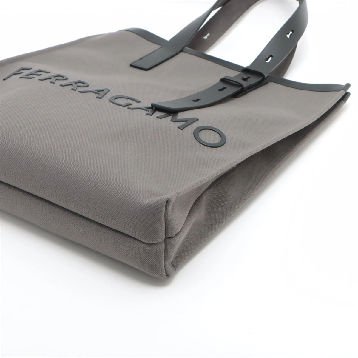 ◇本物 フェラガモ グレー レザートートバック ◇ Ferragamo 