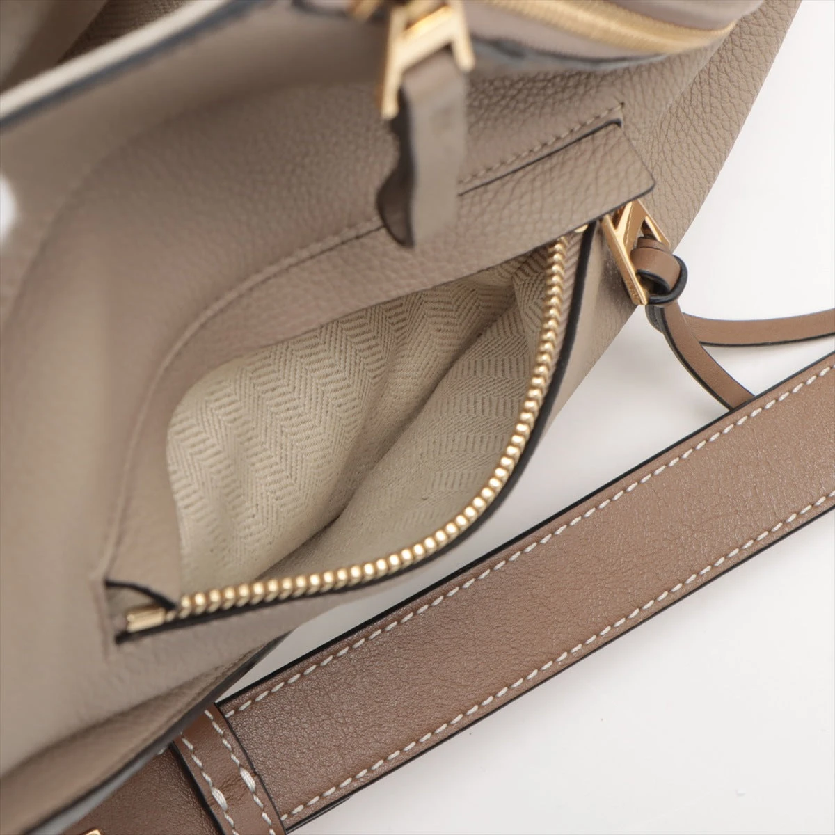 【美品】一点ものLOEWE ハンモックスモール グレージュ レザー ハンドバッグ ロエベ ハンモック スモール レザー 2WAYハンドバッグ グレージュ