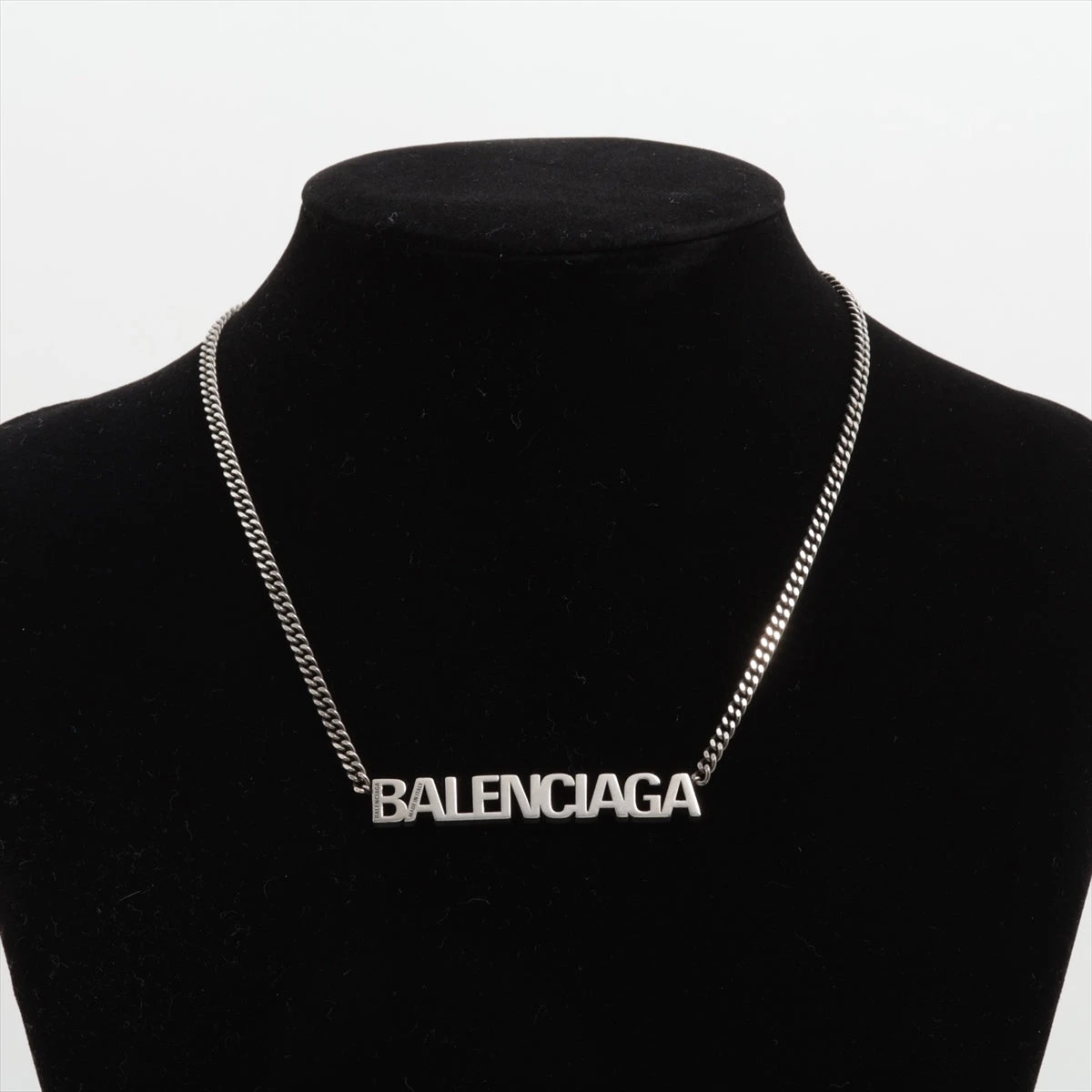バレンシアガ ロゴ シルバー ネックレス バレンシアガ ロゴ ネックレス GP シルバー A3259502｜中古