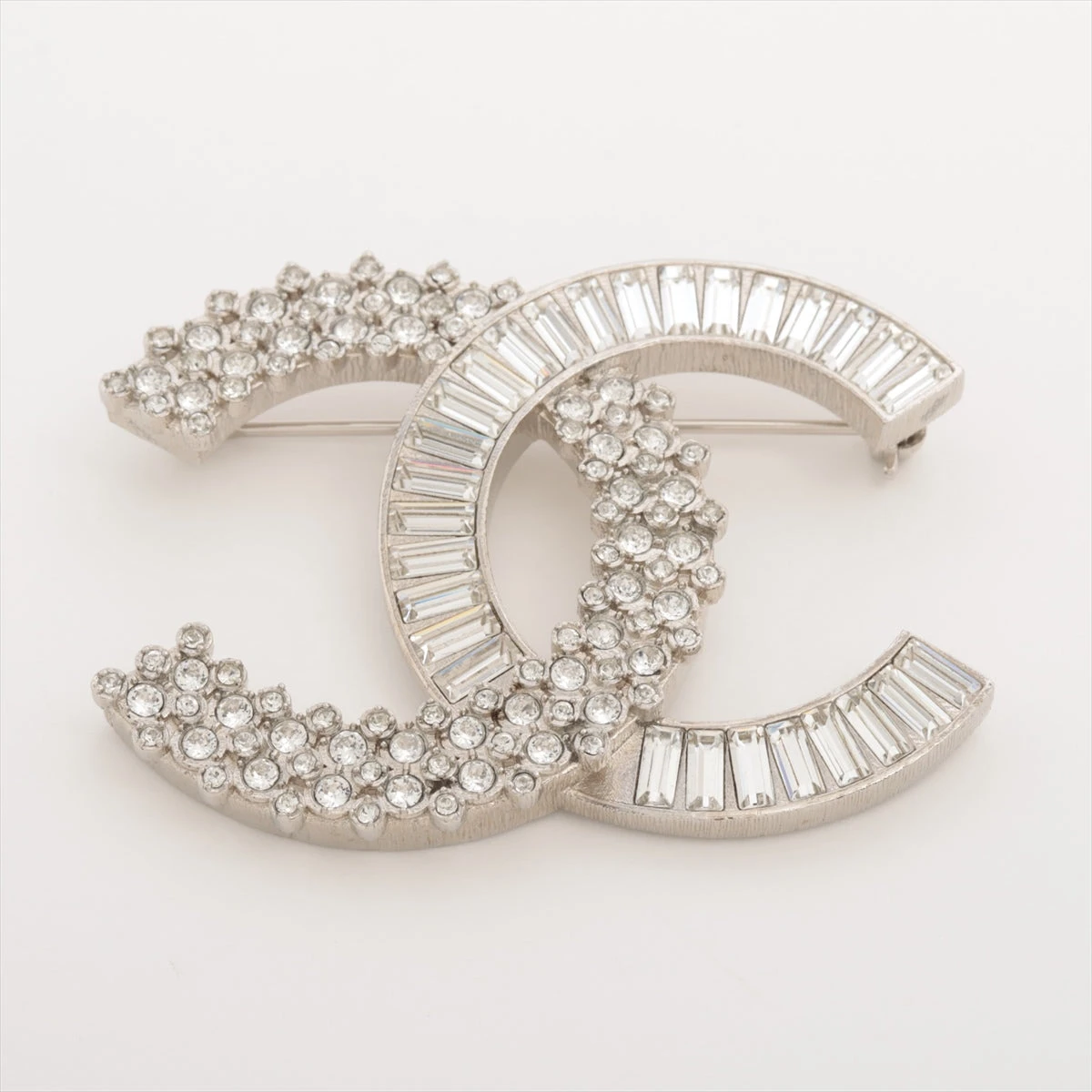 CHANEL シャネル CC ロゴブローチ GP CHANEL - シャネル ココマーク ラインストーン ブローチ GP