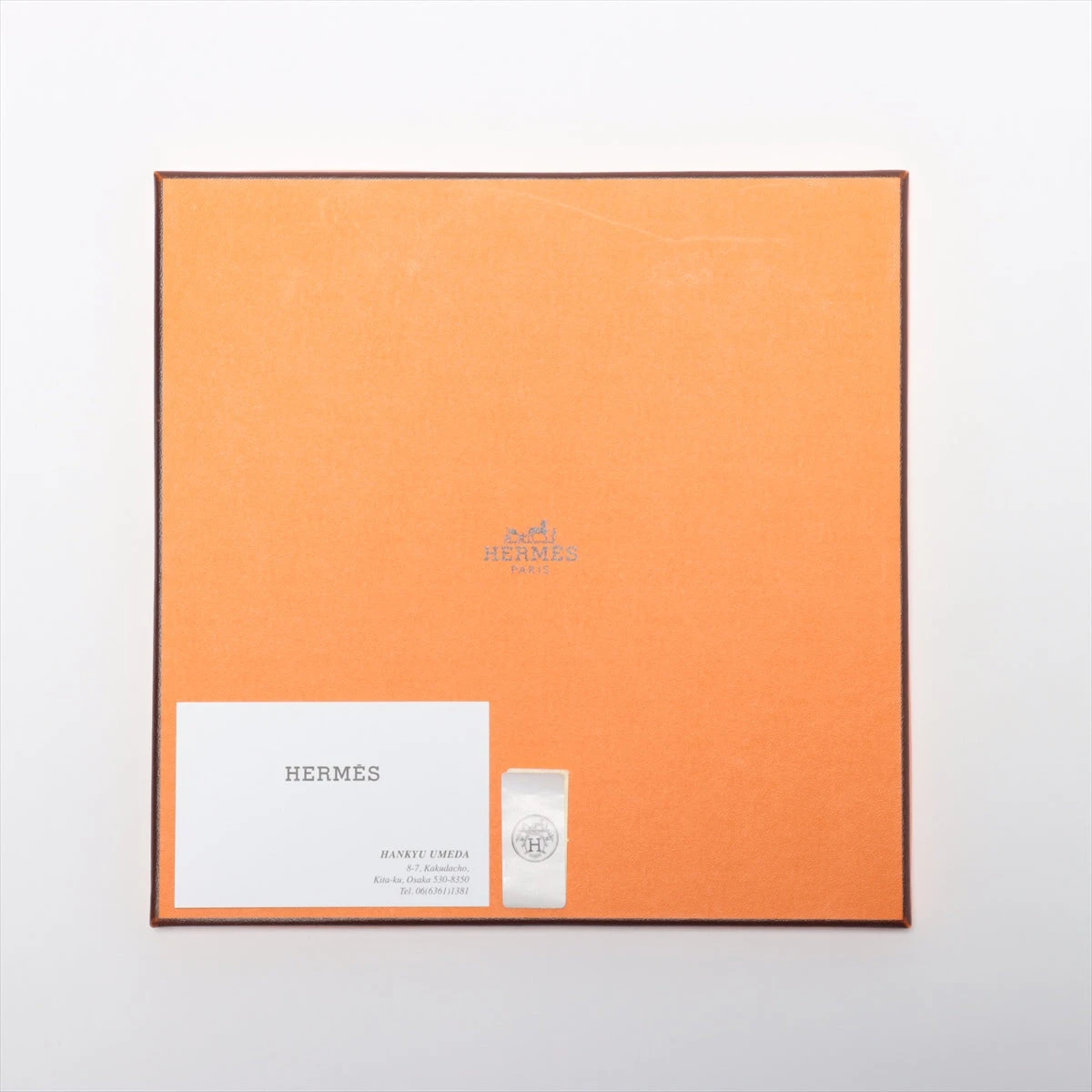【HERMES】カレ 90 フィギュア・リーブル スカーフ カレ 90 《フィギュア・リーブル》 | Hermès - エルメス-公式サイト