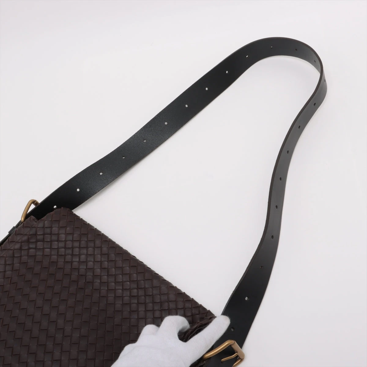 ボッテガヴェネタ ショルダーバッグ　ブラウン メッセンジャーバッグ イントレ ボッテガヴェネタ ショルダーバッグ ブラウン メッセンジャーバッグ