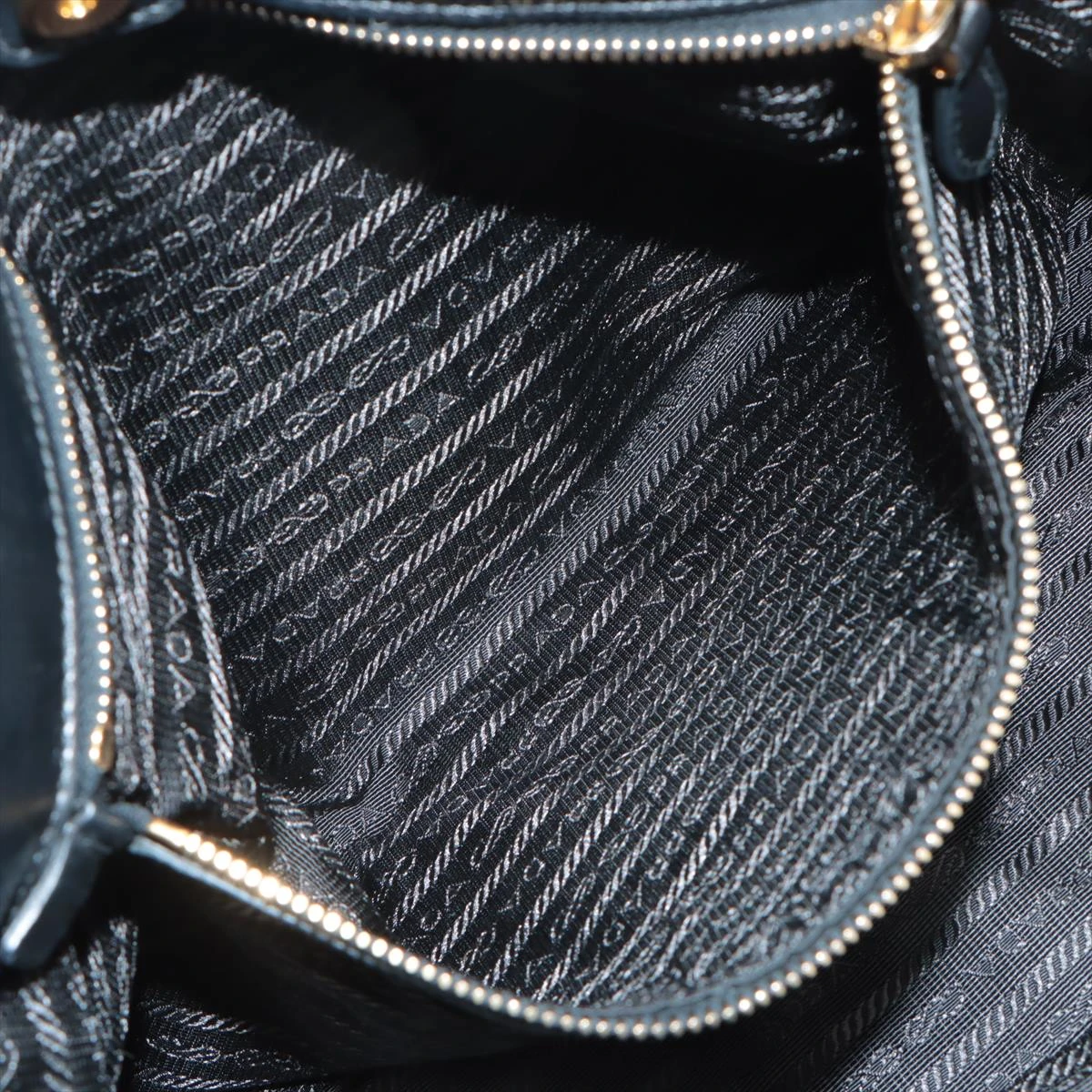 PRADA ゴーフル　ブラック トートバッグ プラダ ナッパゴーフル レザー トートバッグ ブラック BN1788