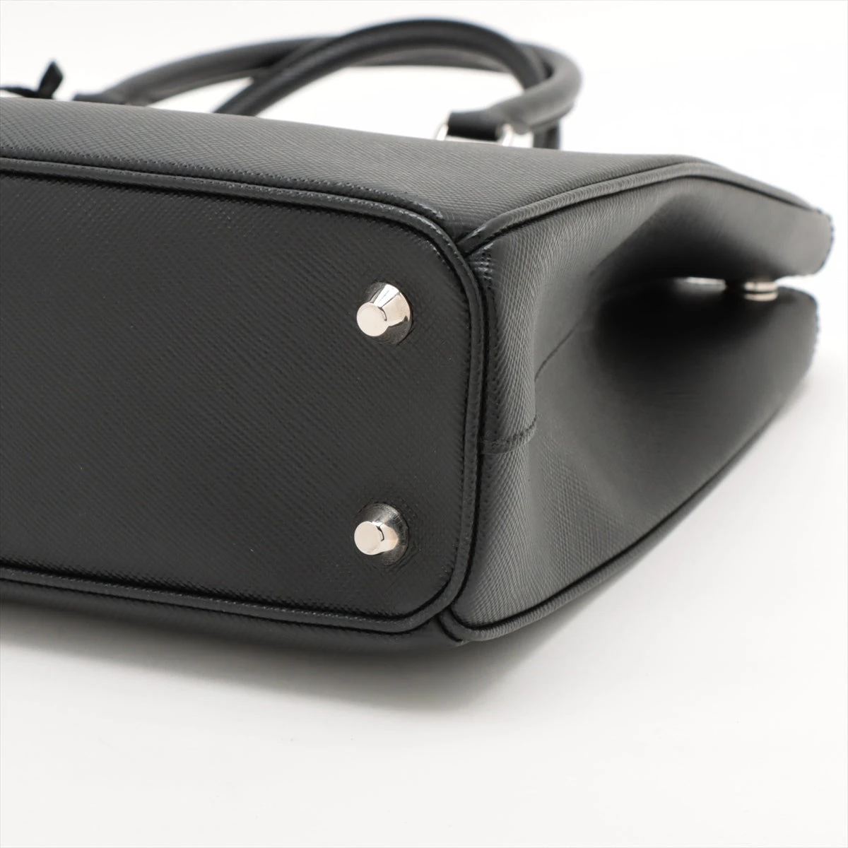 プラダ サフィアーノ ビジネスバッグ ブラック 2VG061 A3268322｜中古  