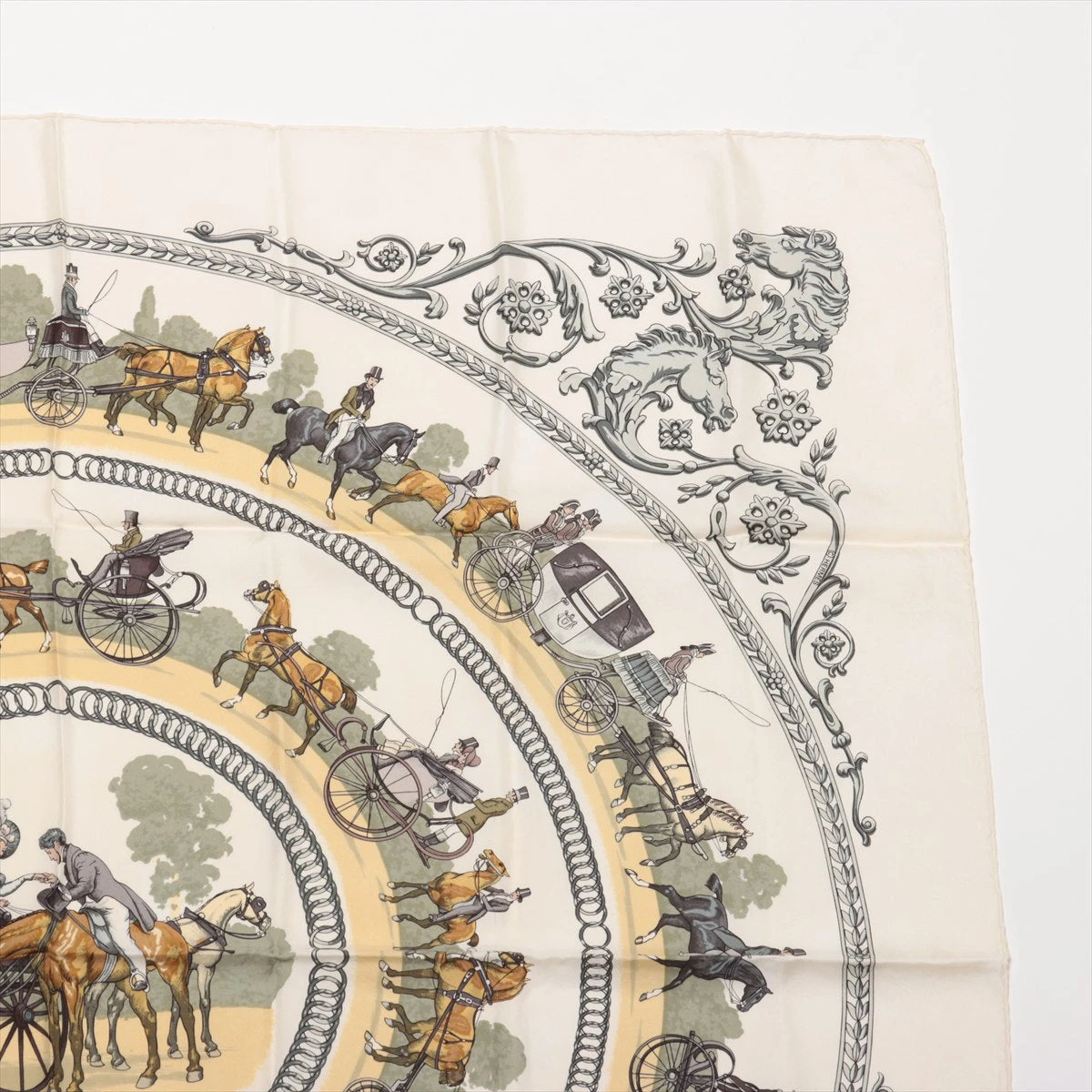 エルメス カレ90 LA PROMENADE DE LONGCHAMPS ロンシャンへの