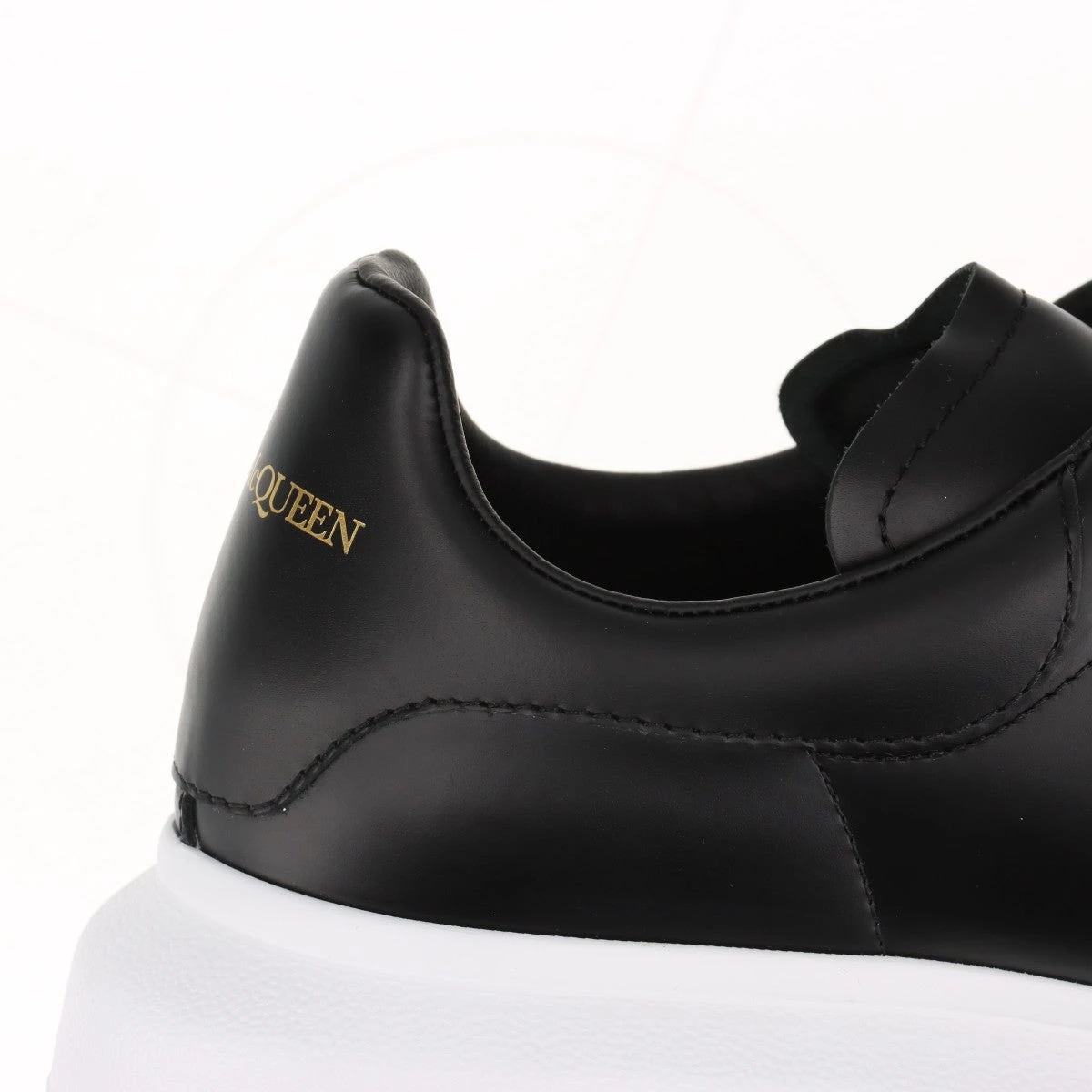 関送込【Alexander McQueen】スニーカー レザー ラウンドトゥ Alexander McQueen アレキサンダーマックイーン スニーカー