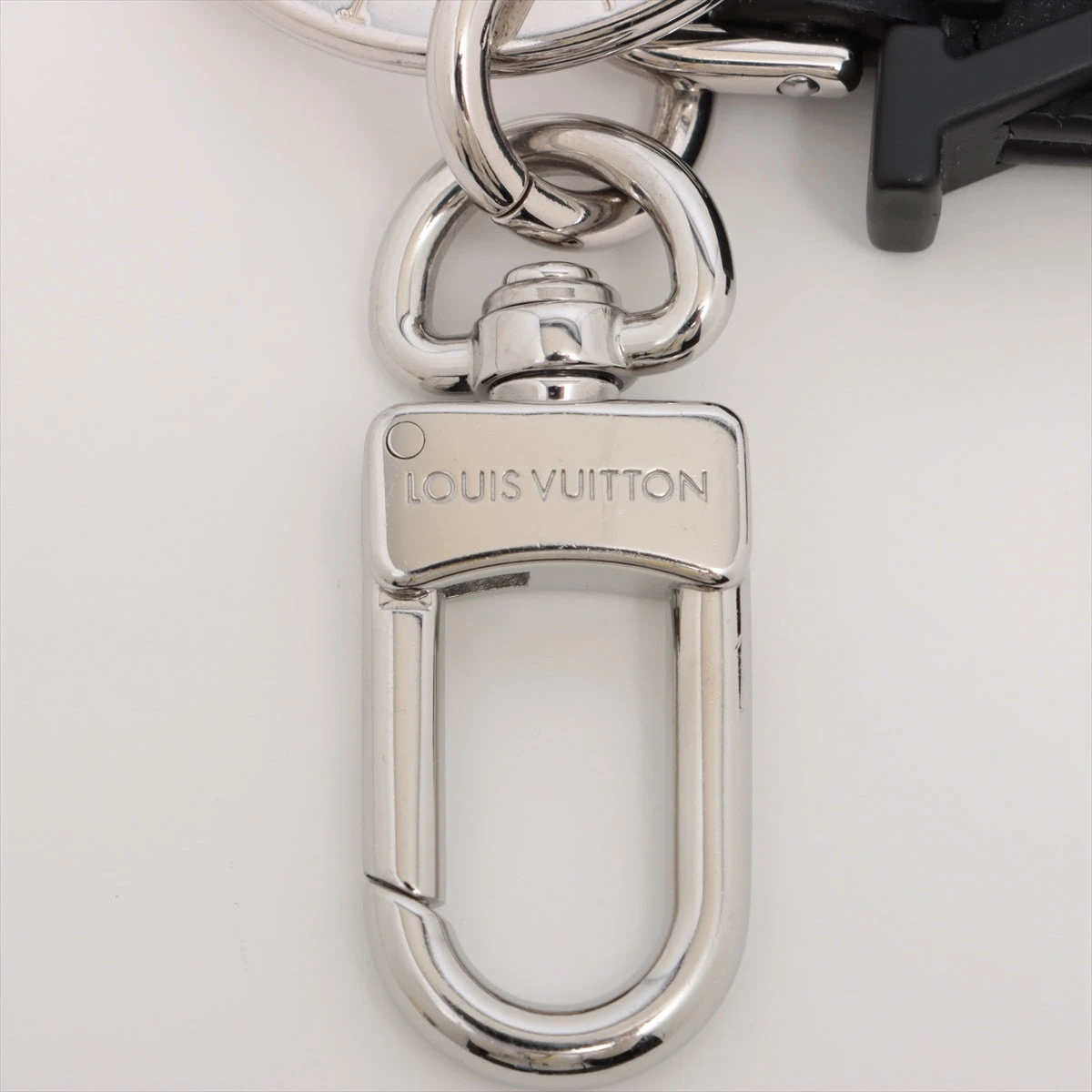 ルイヴィトン Louis Vuittonキーリング レザー M01194 ヴィトン M01194 キーホルダー ドラゴンヌ アエログラム DI3273