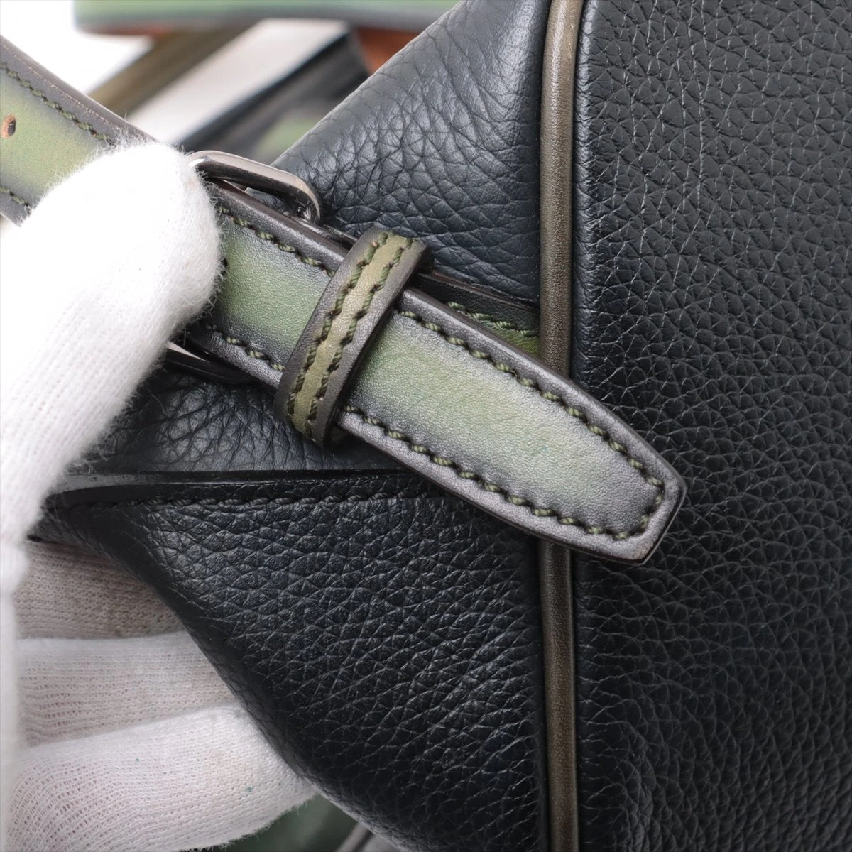 ベルルッティ ホライゾン レザー バックパック/リュック グリーン