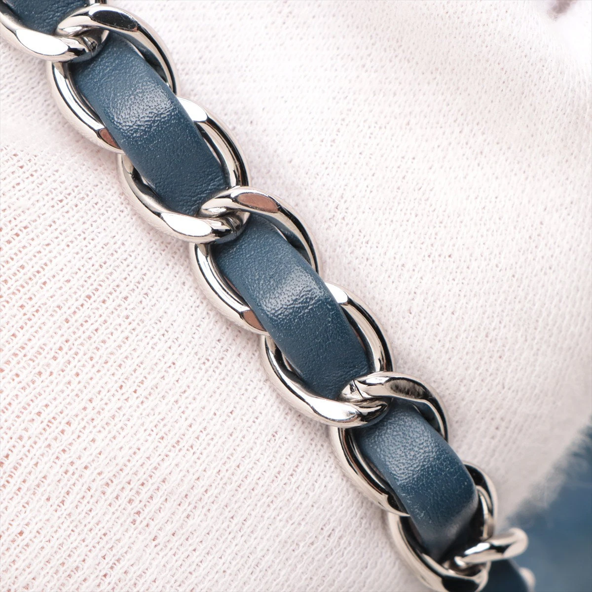 シャネル パリビザンス ナイロン シングルフラップ ダブルチェーン