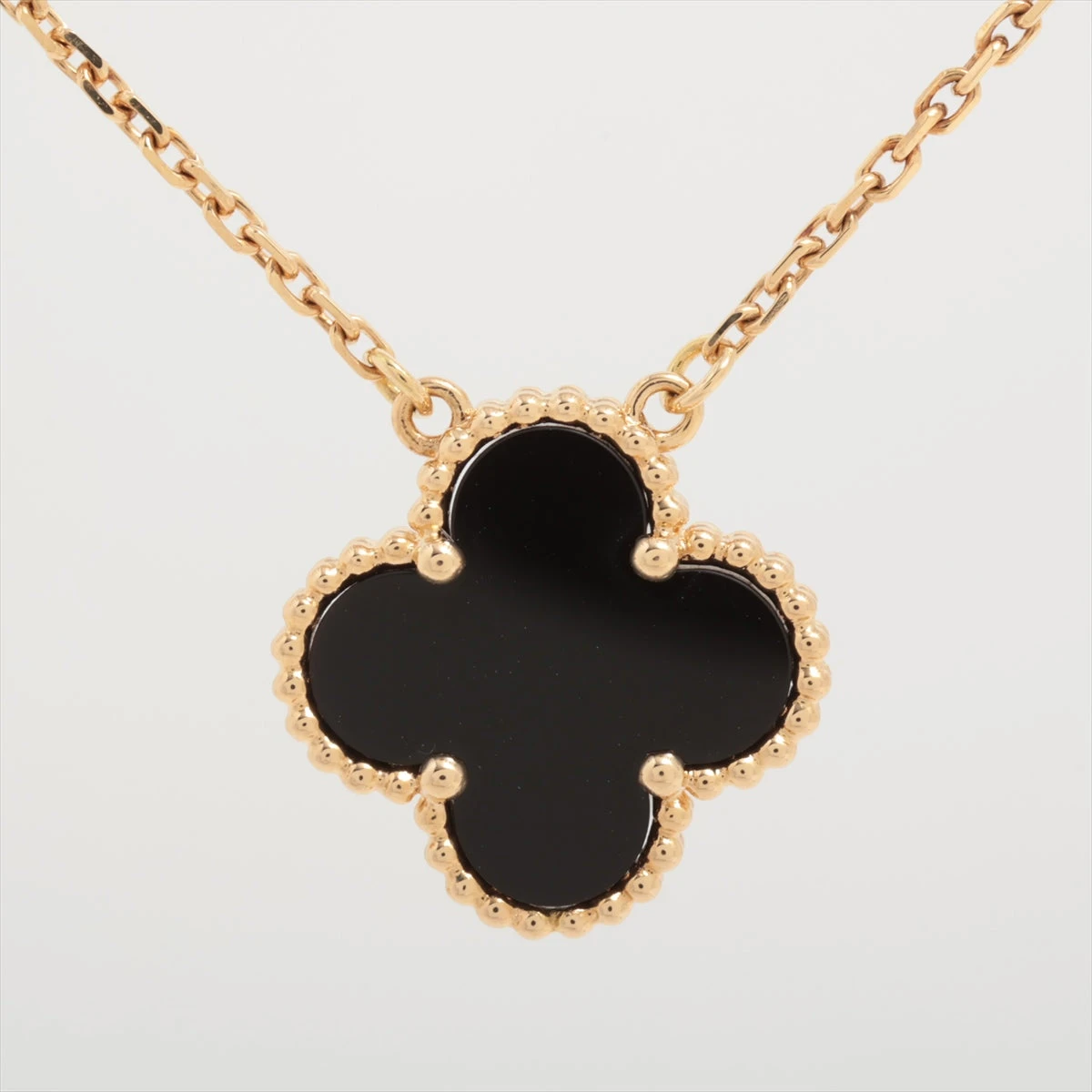 【匿名配送】アルハンブラ　オニキス　ギヨシェネックレス　ピアス 購入品】VCAギヨシェYGペンダント徹底レビュー【Van Cleef & Arpels