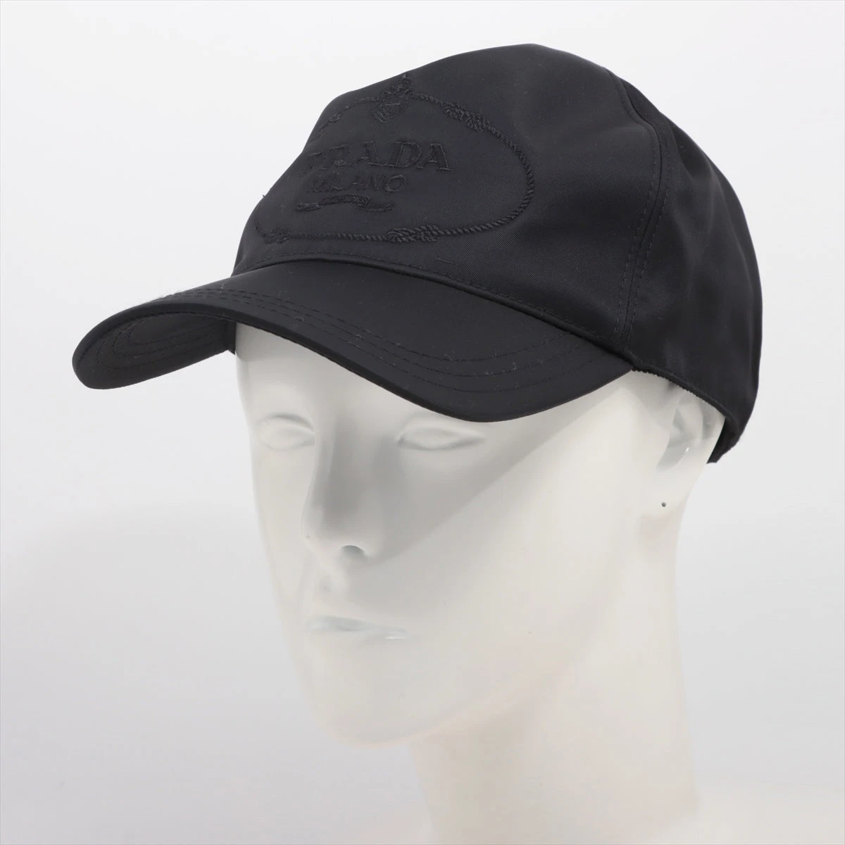 PRADA ブラック ナイロンキャップ L