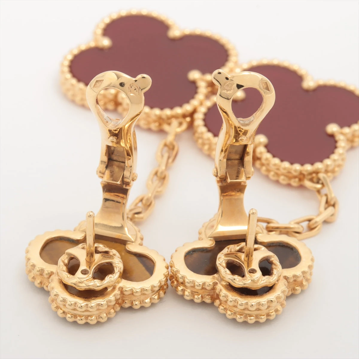 ヴァンクリーフ&アーペル マジックアルハンブラ タイガーアイ