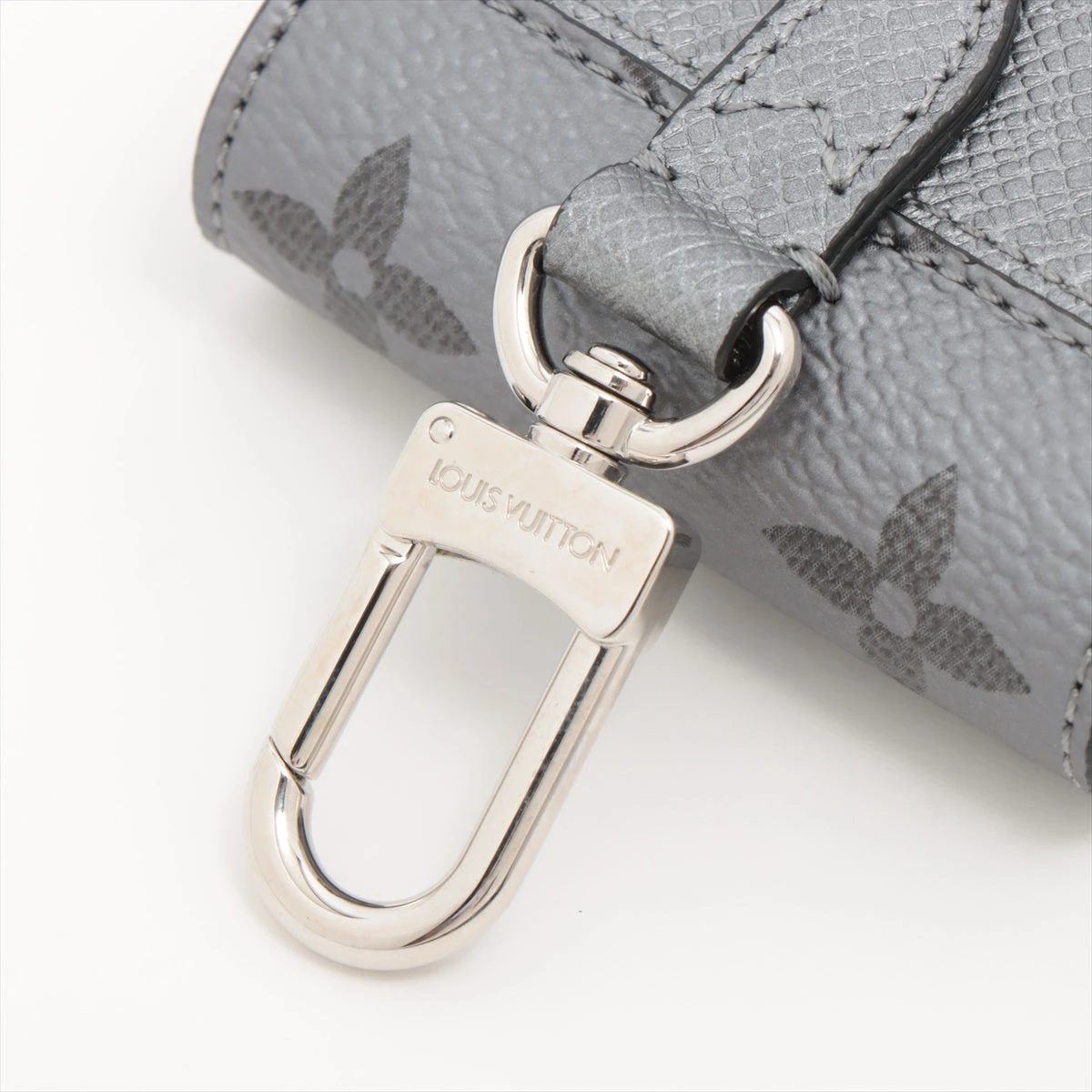 希少★Louis Vuitton ルイヴィトン　タイガLV イヤホンポーチ ヴィトン タイガ LV・イヤホン ポーチ M77285 イヤホンケース
