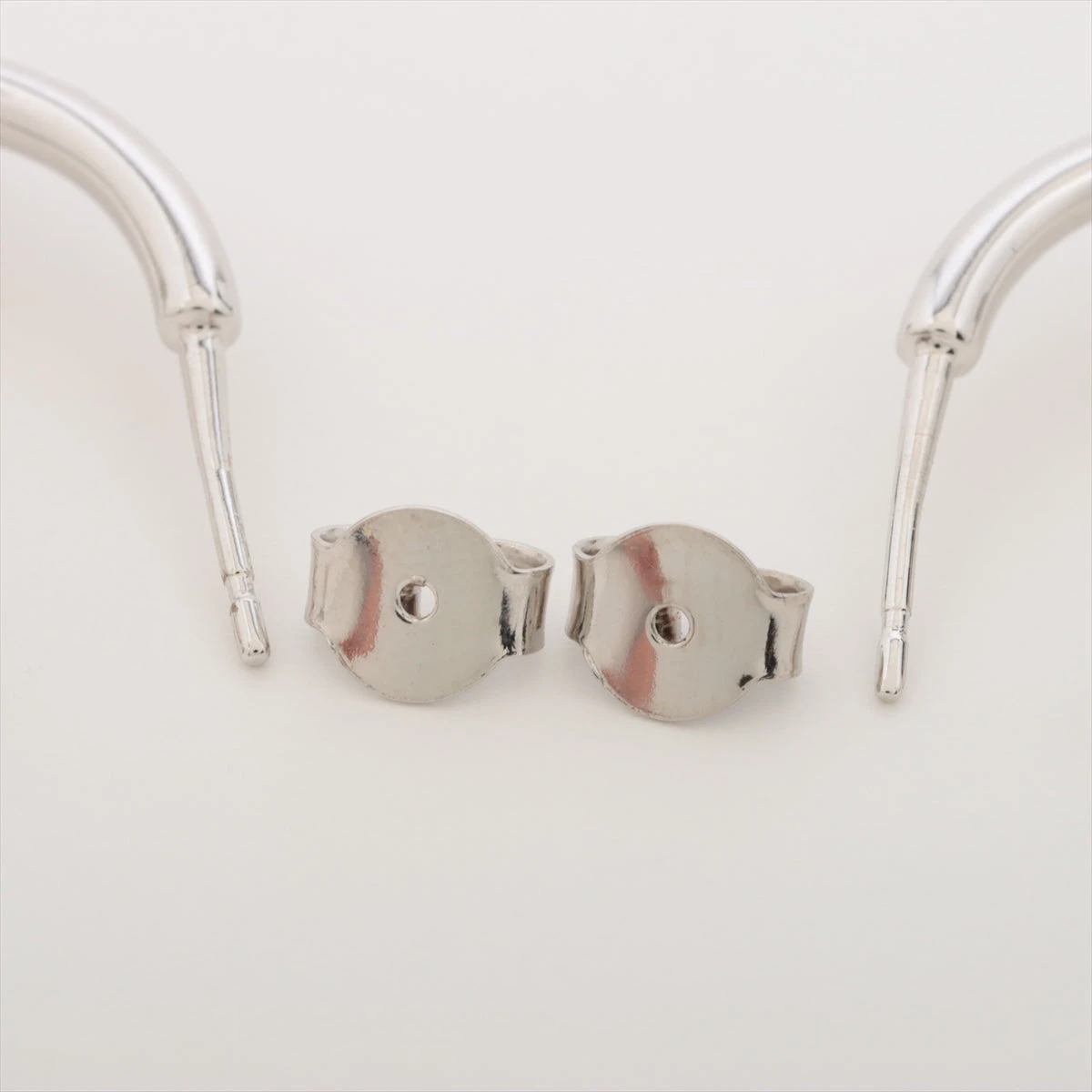 セリーヌ トリオンフ フープピアス メタル シルバー A3279121｜中古 