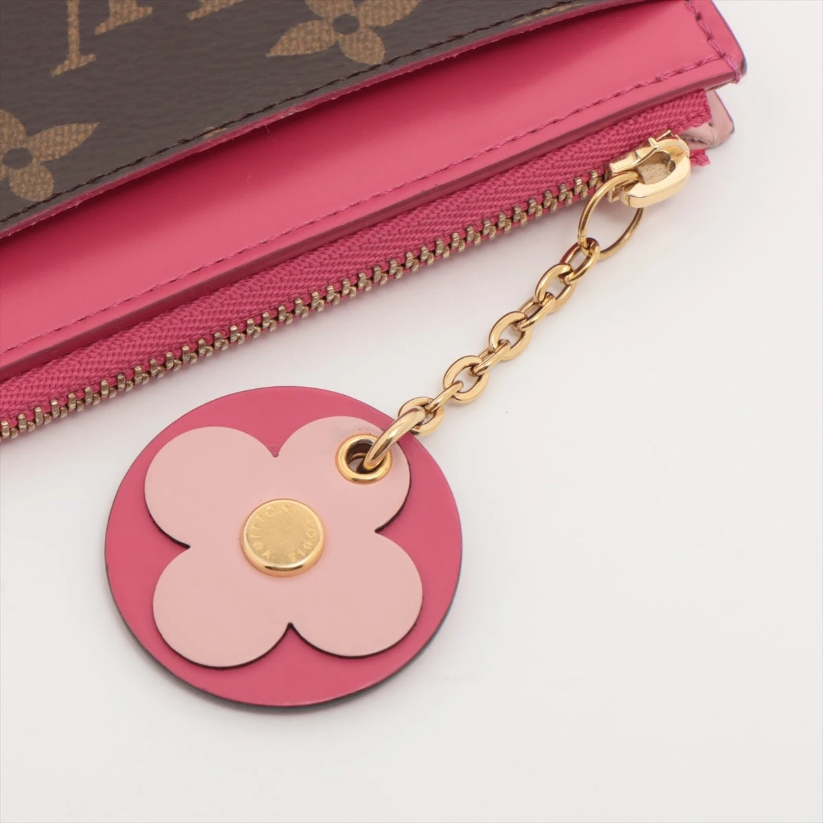 ✴︎LOUIS VUITTON ポルトカルトジップ　ノワール　美品✴︎ 楽天市場】ポルト カルト・ジップの通販