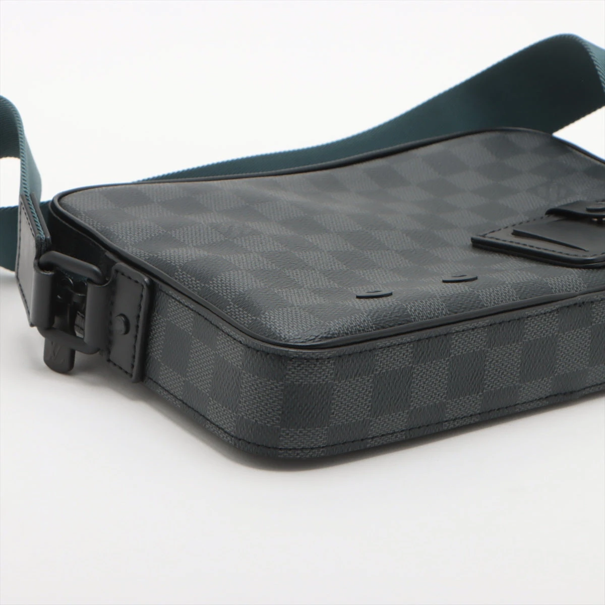 ヴィトン ダミエグラフィット アルファメッセンジャー N40188