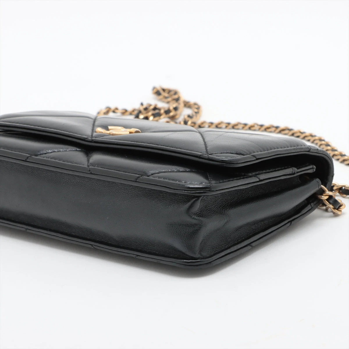 CHANEL ブラックレザーチェーンウォレット オールブラック☆【CHANEL】チェーンウォレット SO BLACK