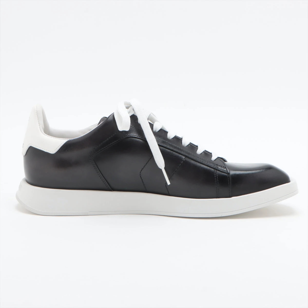 未入荷【直営店VIP価格】Berluti★Playoff レザースニーカー 新作【Berluti】 Playoff 鹿革 ロートップ スニーカー (Berluti