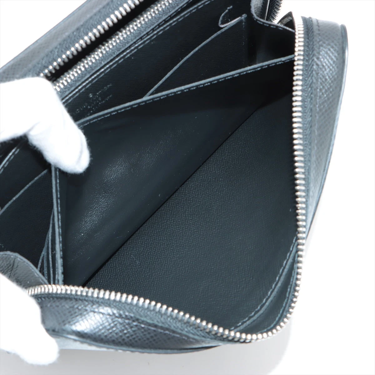 ヴィトン タイガ ジッピーXL M44275 ブラック ラウンドジップ