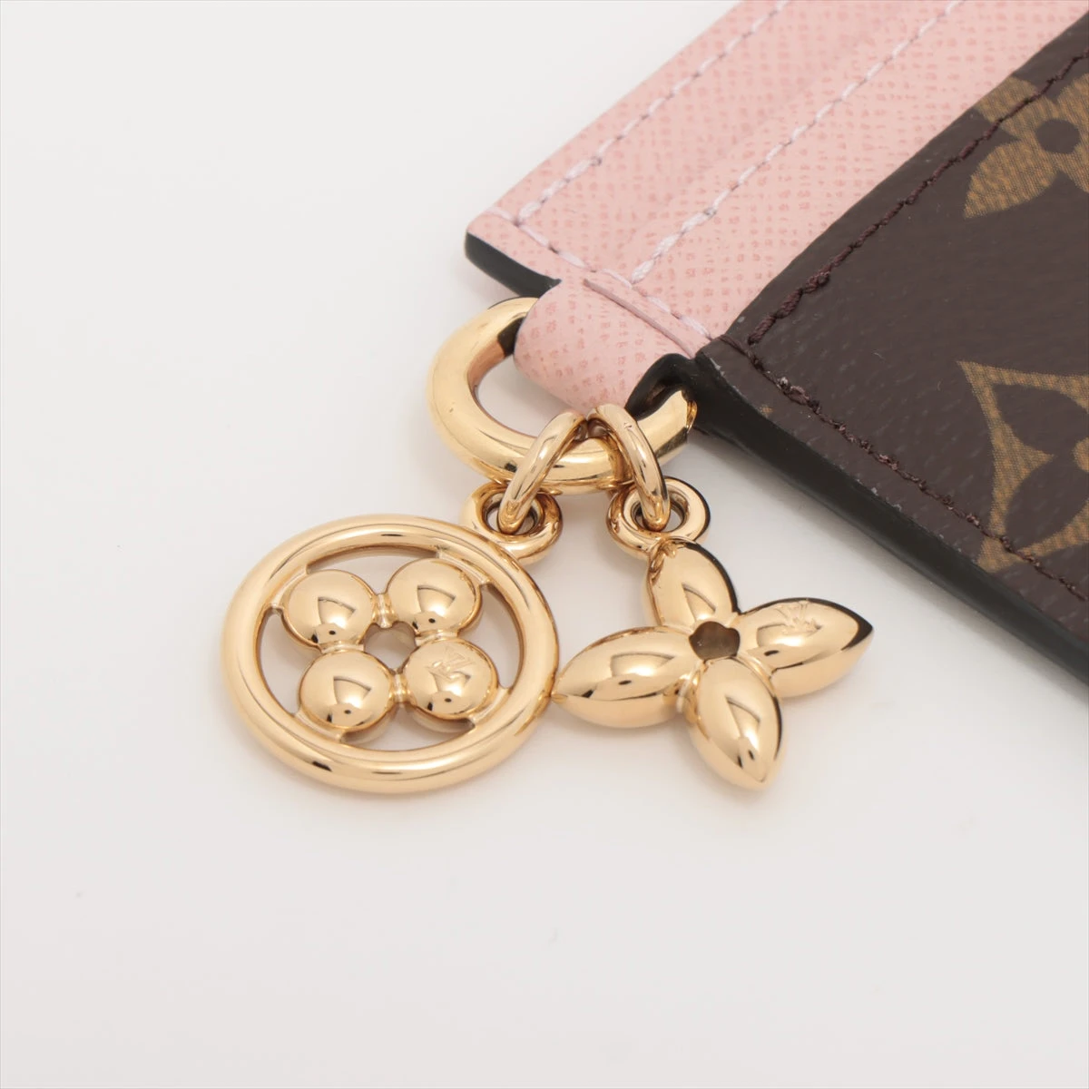【完売前に♪国内発】ポルト カルト・LV チャーム カードケース 国内発《Louis Vuitton》カードケース ポルトカルト LV チャーム