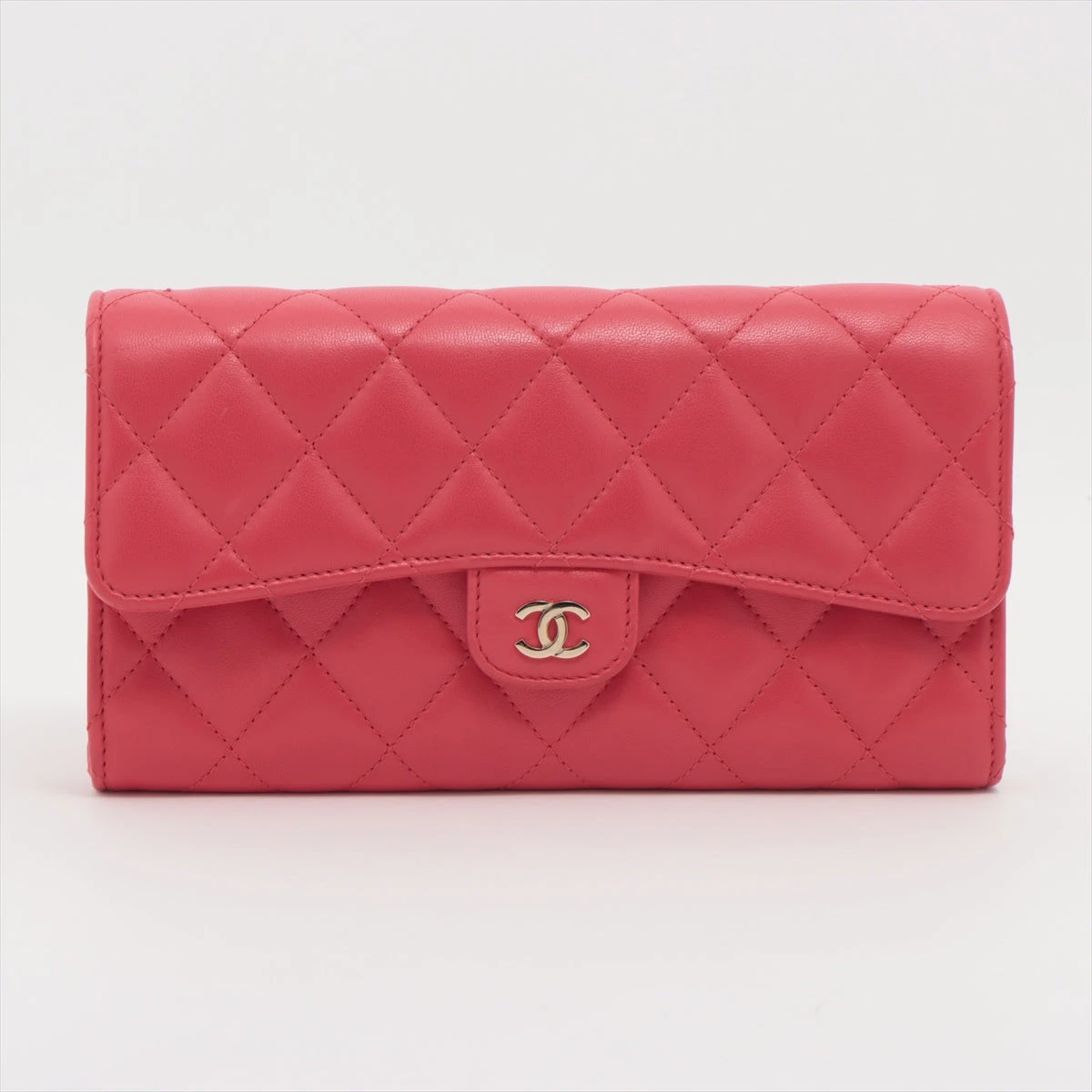 シャネル マトラッセ ラムスキン ロングウォレット