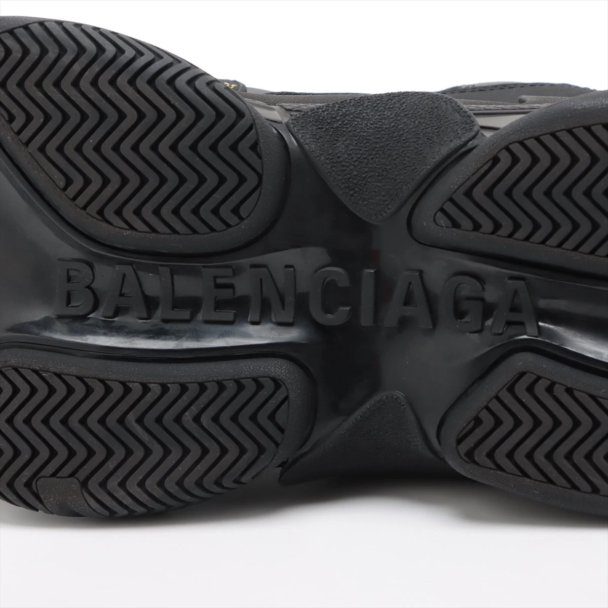 専用　バレンシアガ トリプルエス ロゴ総柄 刺繍入り　レザー スニーカー バレンシアガ トリプルエス ロゴ総柄エコレザー スニーカー 黒 27.5