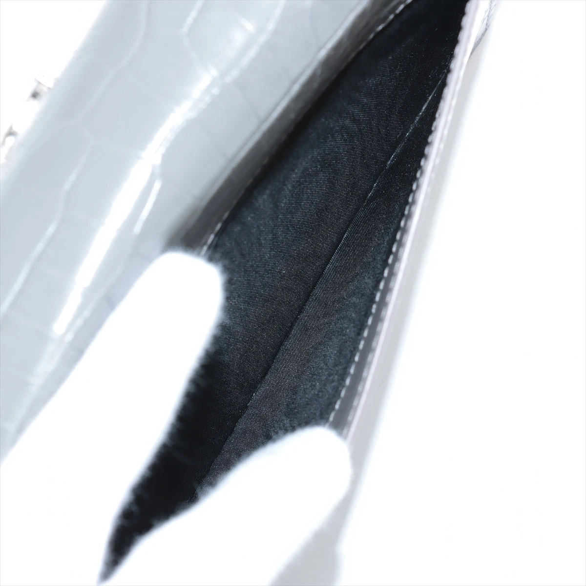 m✨極美品　付属品完備✨サンローラン　長財布　チェーンウォレット　クロコ SAINT LAURENT サンローラン 財布 チェーンウォレット
