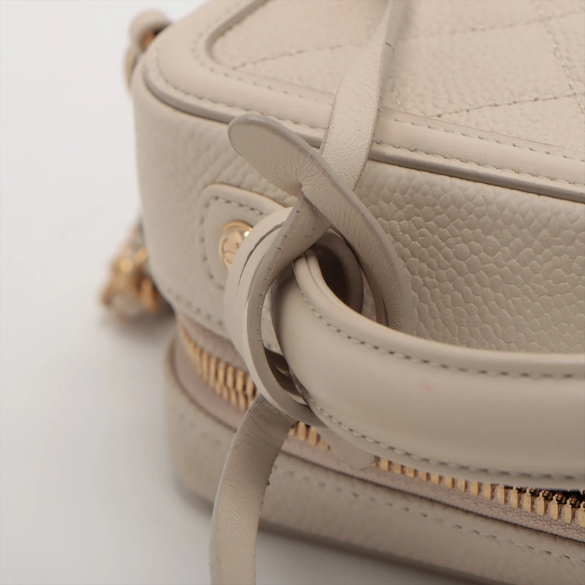 シャネル CCフィリグリー キャビアスキン チェーンショルダーバッグ