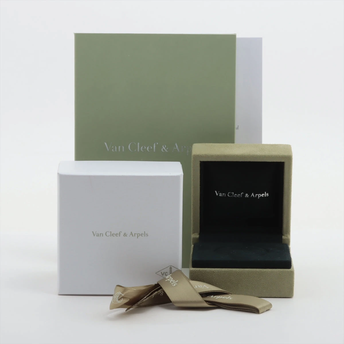 ヴァンクリーフ&アーペル ペルレ リング 750(YG) 3.3g 50 VCARO3Y550