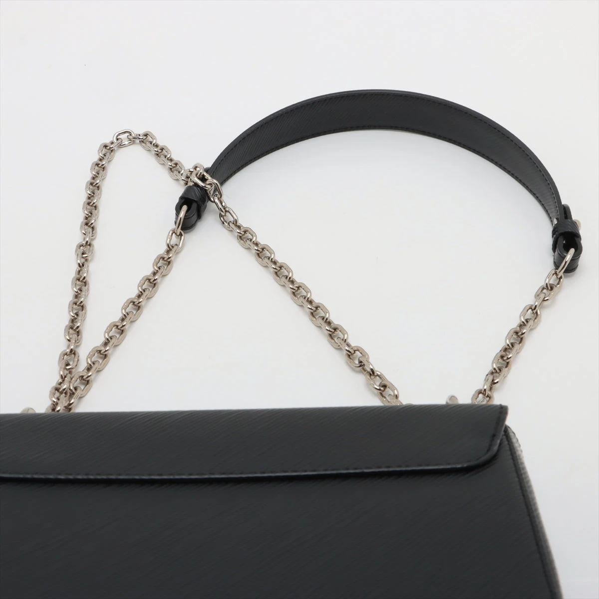 ルイヴィトン バッグ エピ ツイスト MM ブラック M50282 ツイスト（LOUIS VUITTON） ルイヴィトン バッグ レディース