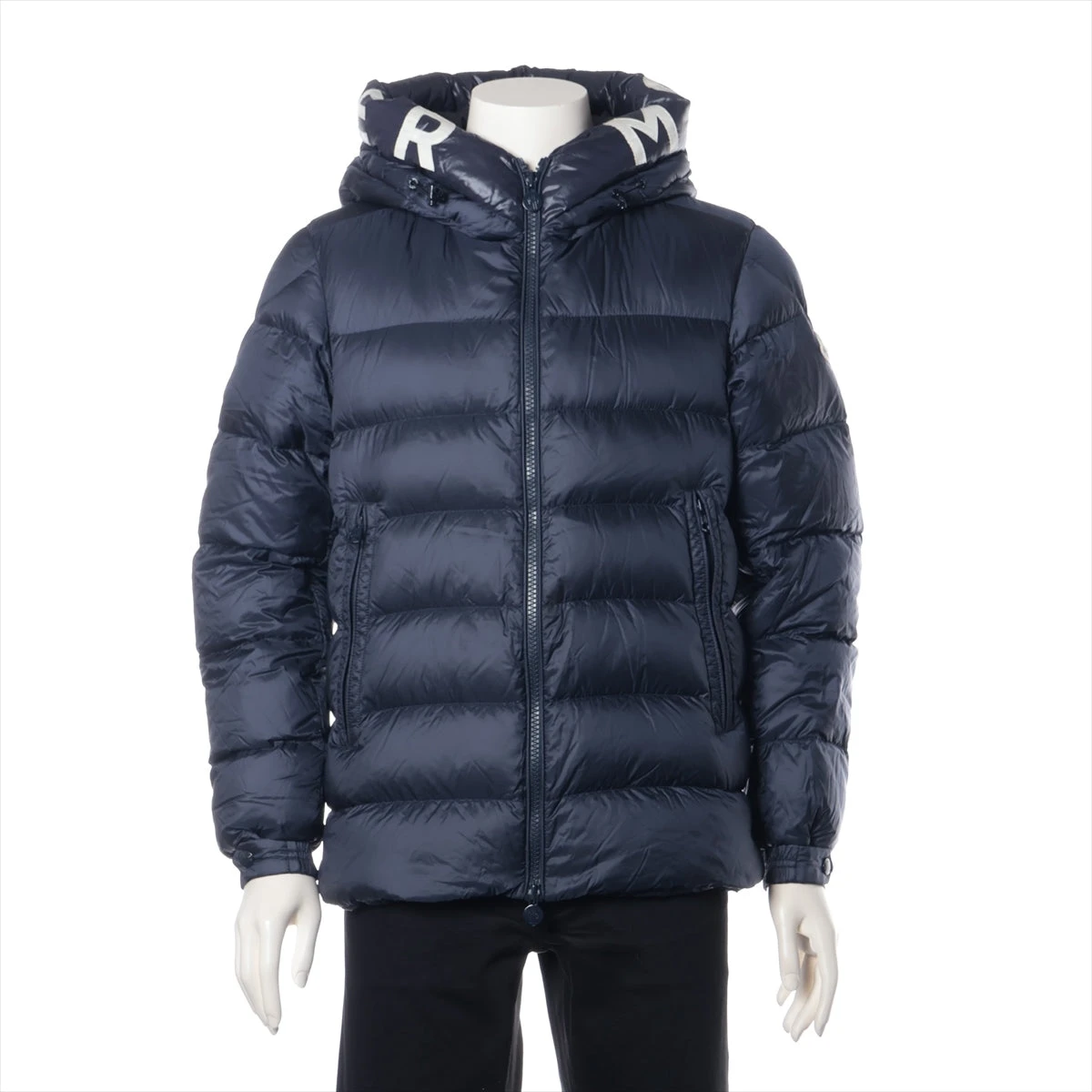 MONCLER ネイビー ダウンジャケット1