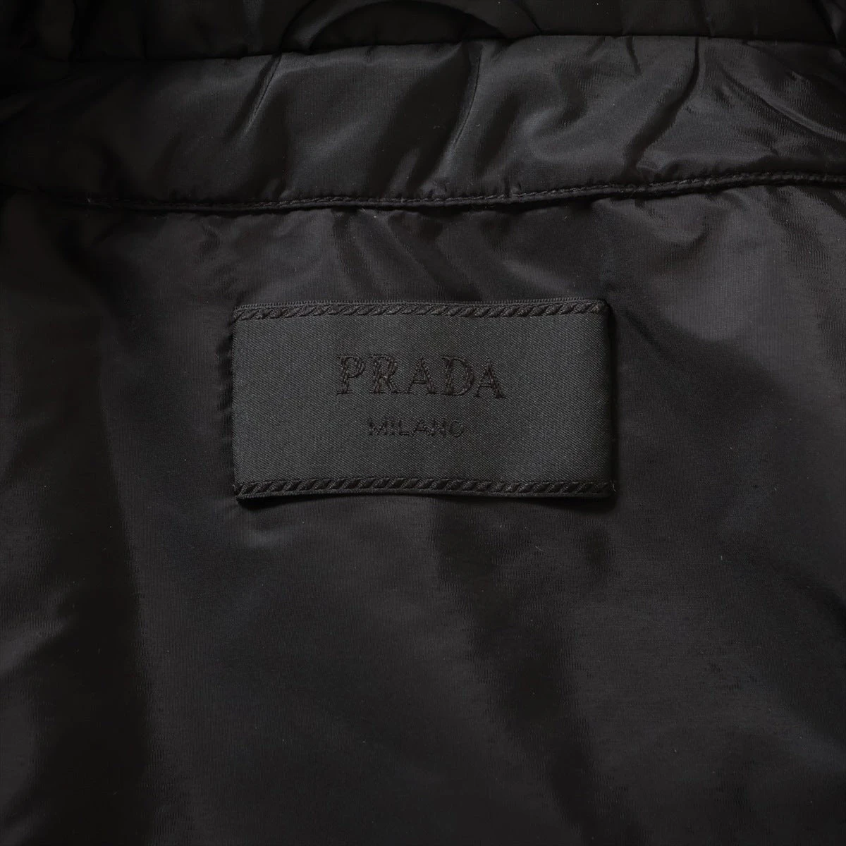 PRADA ダウンジャケット SGH583 黒 プラダ 19年 ナイロン ダウンジャケット 52 メンズ ブラック SGH583