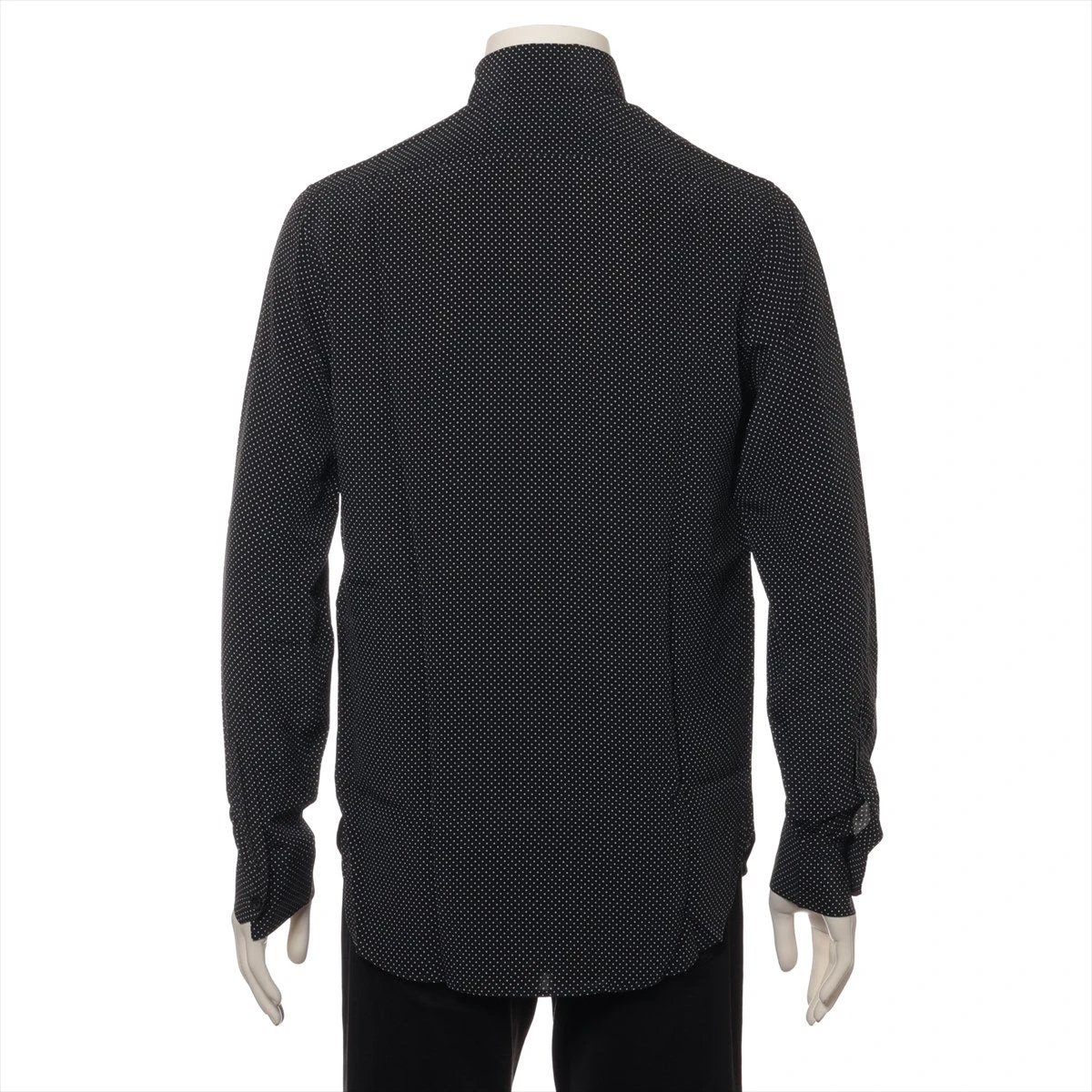 SAINT LAURENT　黒 シルク100% ドレスシャツ サイズ38 SAINT LAURENT 黒 シルク100% ドレスシャツ サイズ38