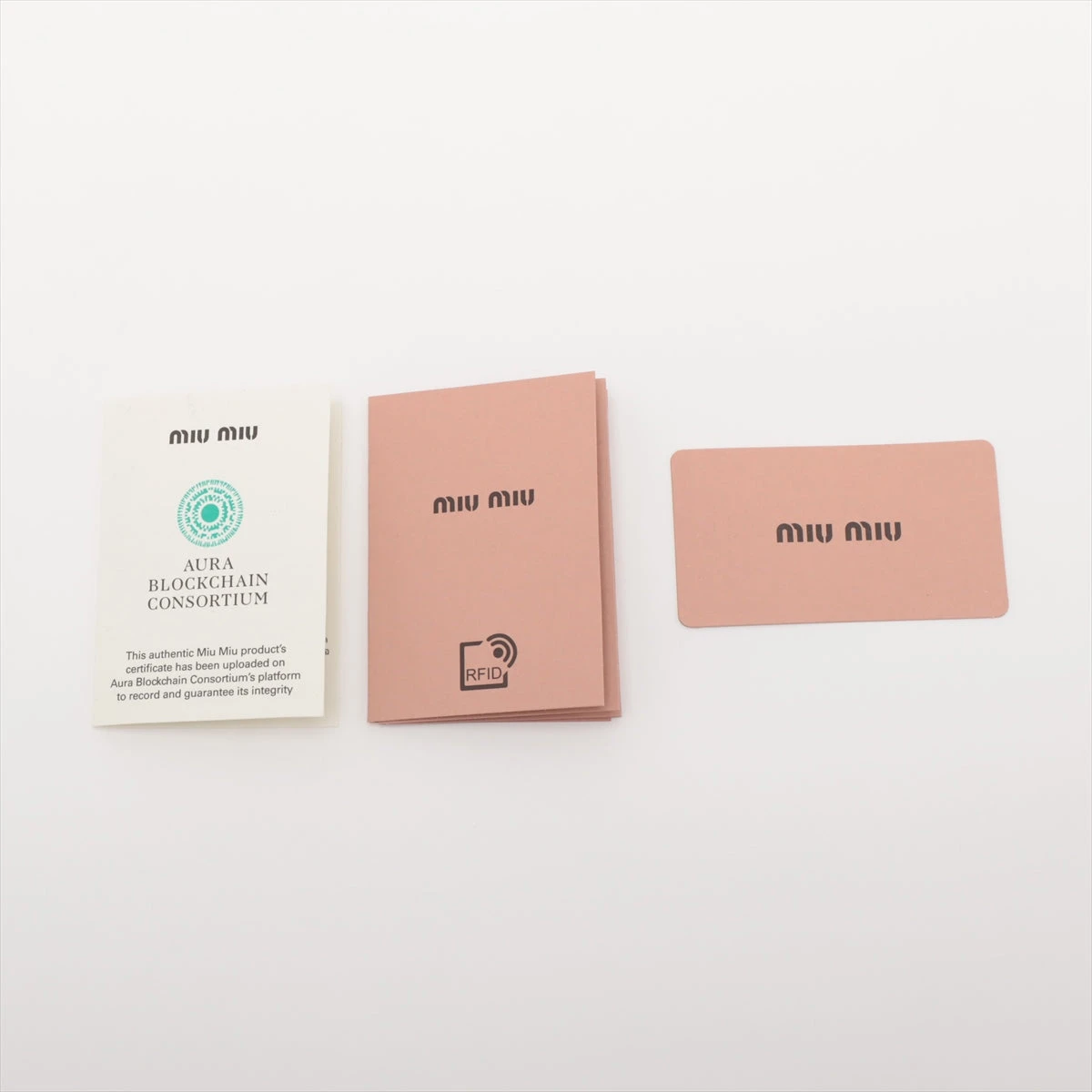 MIU MIU トートバッグ ベージュ キャンバス MIU MIU（トートバッグ）のフリマアイテム一覧