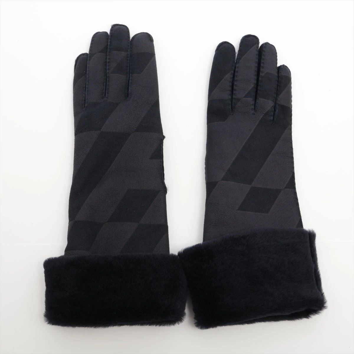 エルメス グローブ 7 ムートン YZ066775｜中古ブランド品・ブランド 