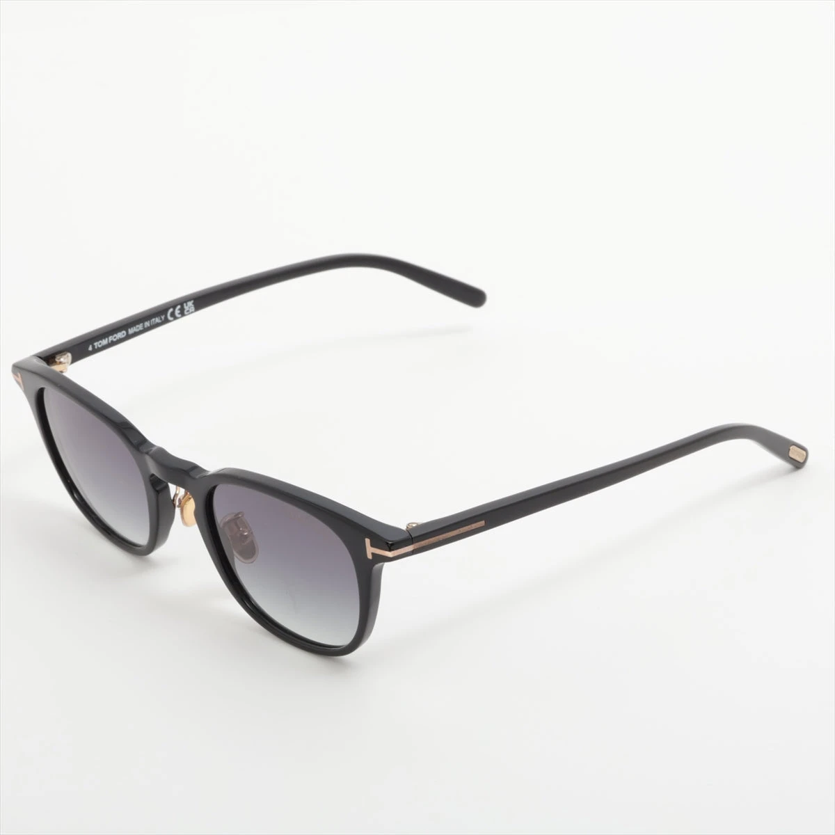極美品 トムフォード サングラス TF637 ティアドロップ TOMFORD 黒 極美品 トムフォード サングラス TF637 ティアドロップ TOMFORD