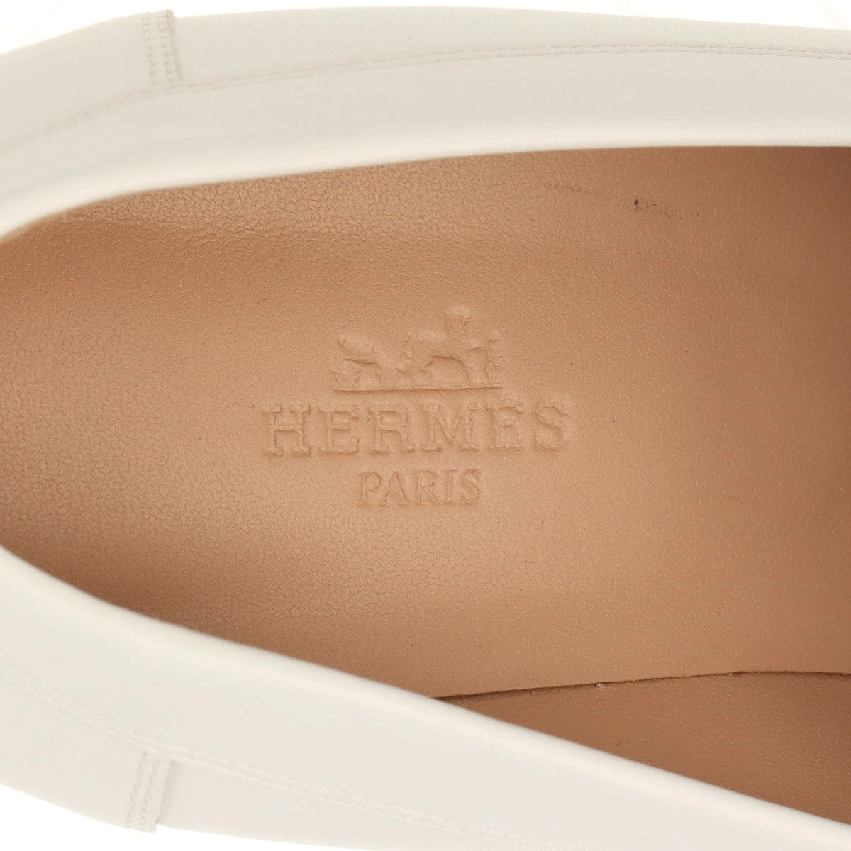 エルメス　HERMES　パンプス　ホワイト　36 Hermes Women's White Bouncing 36 Leather Sneaker Shoes