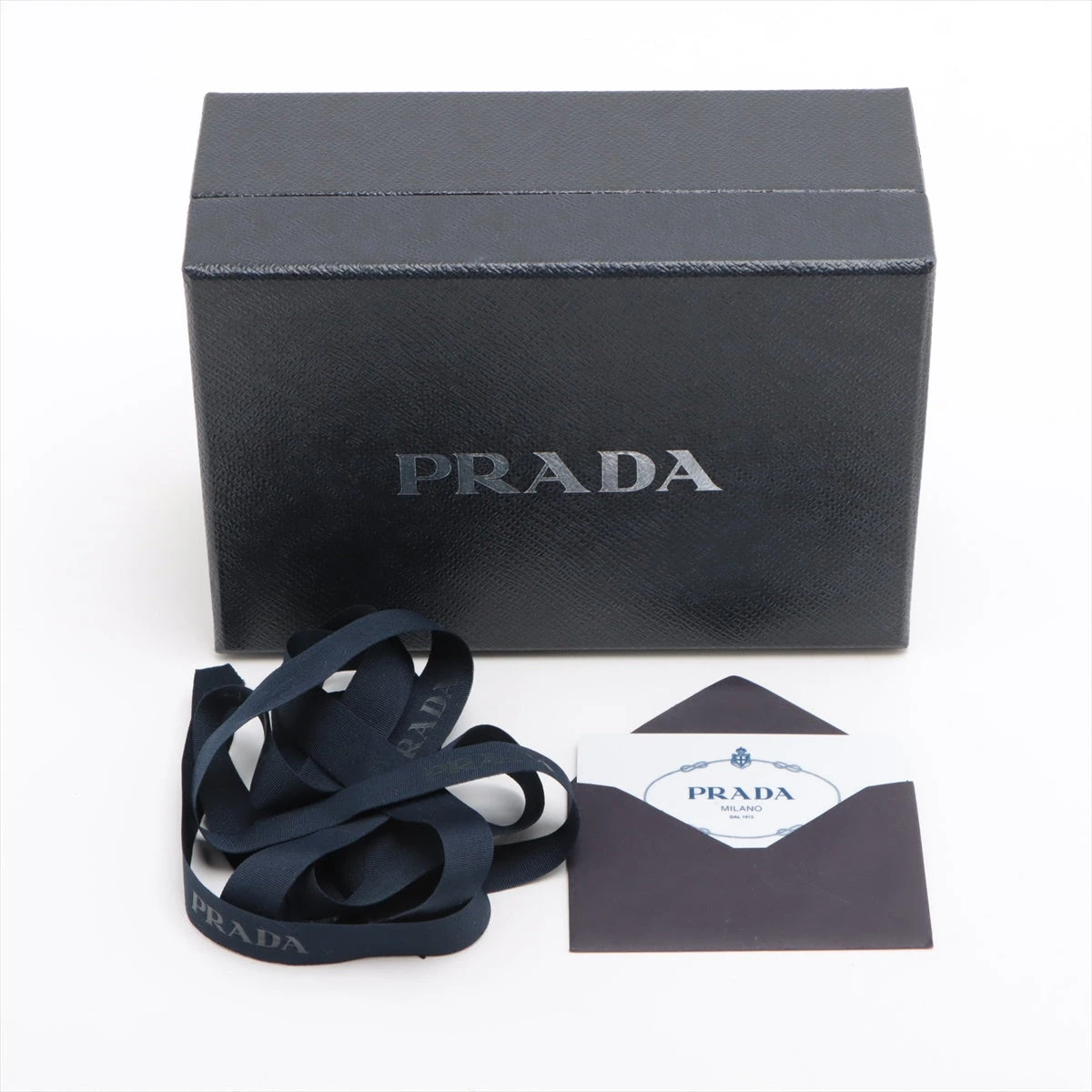 良品✨PRADA プラダ エティケット ショルダーバッグ スタッズ オールレザー 良品✨PRADA プラダ エティケット ショルダーバッグ スタッズ