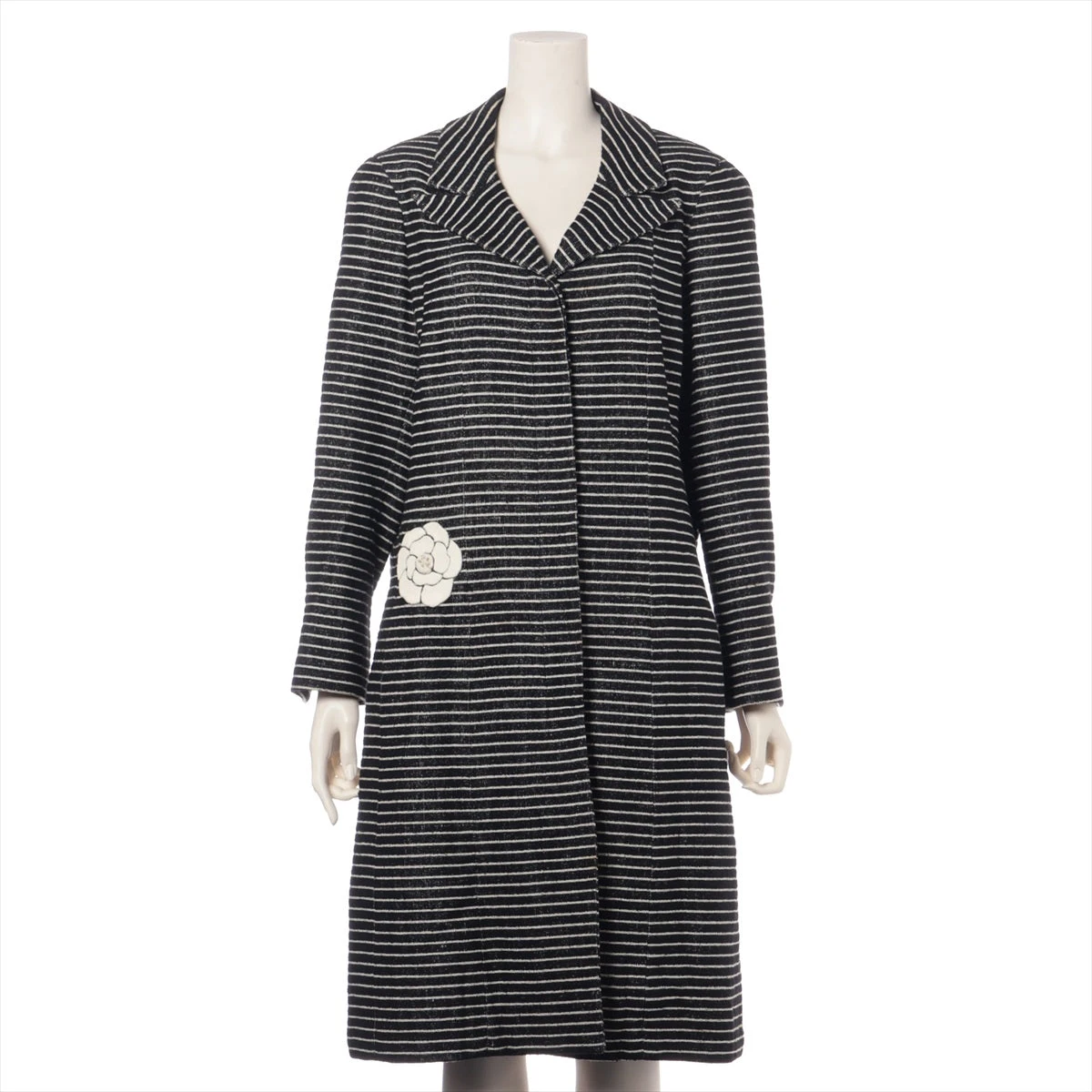 CHANEL シャネルカメリアココマーク柄シルク100%フーデッドコート CHANEL シャネルカメリアココマーク柄シルク100%フーデッドコート