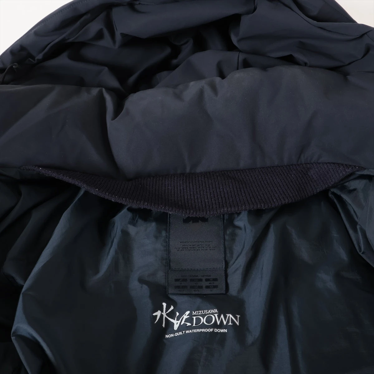 【水沢ダウン】ネイビー フード付き ダウンジャケット デサント オルテライン 水沢ダウン ポリエステル ダウン