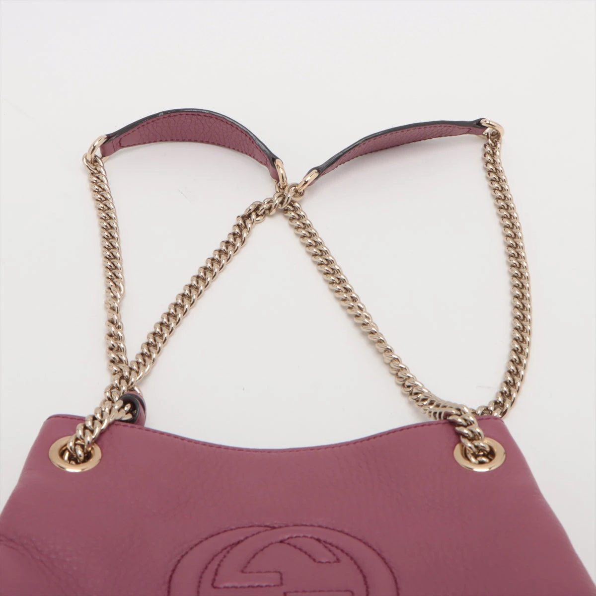 GUCCI ソーホー　SOHO パテントレザー チェーンショルダーバッグ　ピンク Gucci Pink Soho Large Leather Chain Shoulder Bag ○ Labellov