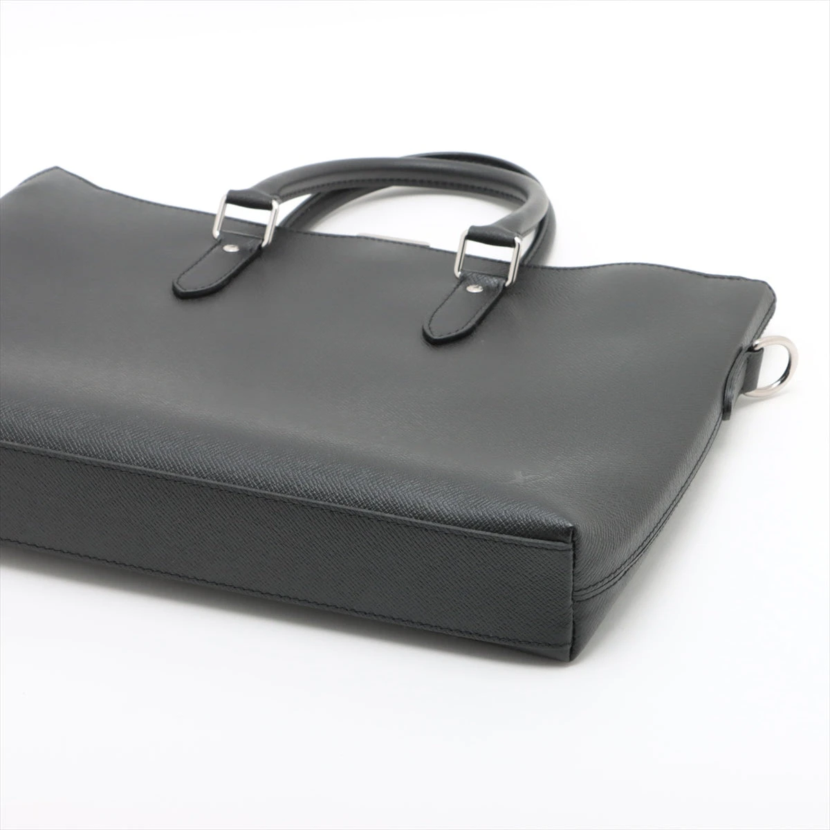 ヴィトン タイガ アントンブリーフケース M33416 RFID反応あり