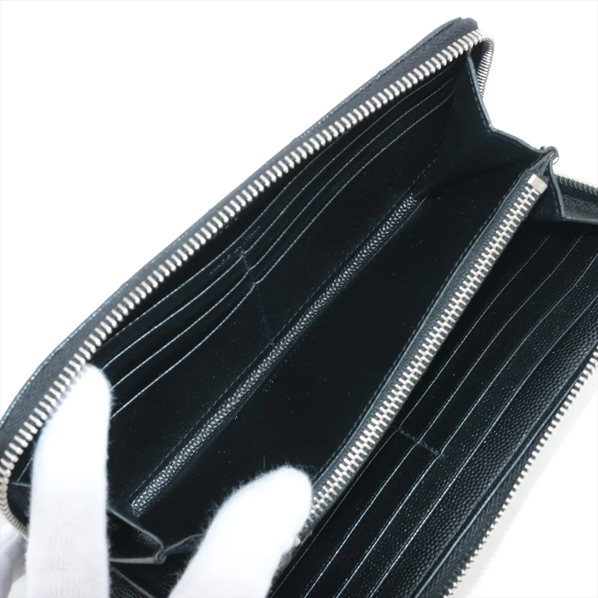 【専用】✨サンローラン 長財布 Vステッチ ラウンドジップ レザー 黒 675971e3aa64f.webp