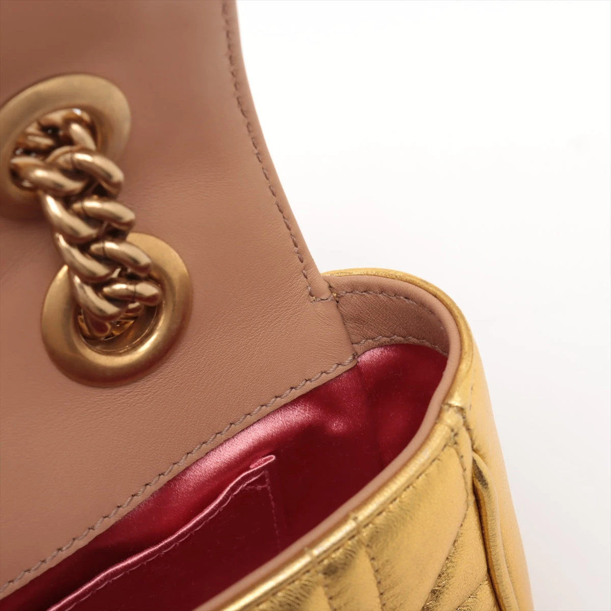 グッチ GGマーモント パール×レザー チェーンショルダーバッグ