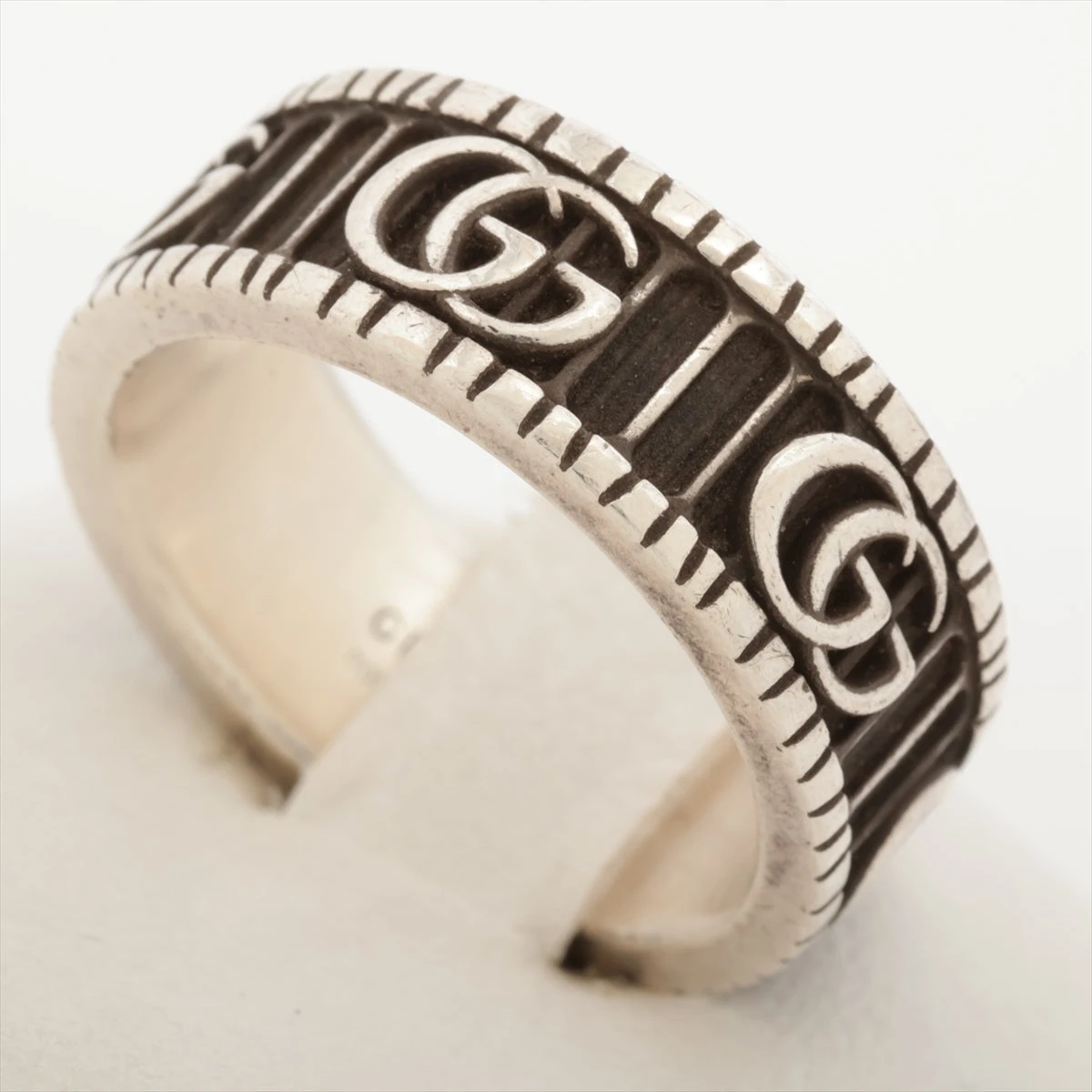 【人気】Gucci GGロゴ シルバーリング アクセサリー　マーモント　21号 グッチ GGマーモント リング 21 925 10.7g シルバー A3296374｜中古