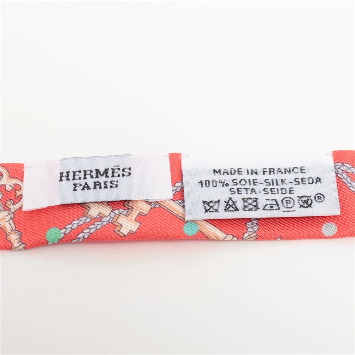HERMES ツイリードール Les Cles a Poi スカーフ 入手困難 Amazon | [エルメス] ツイリー Les Cles a Pois レクレアポア シルク