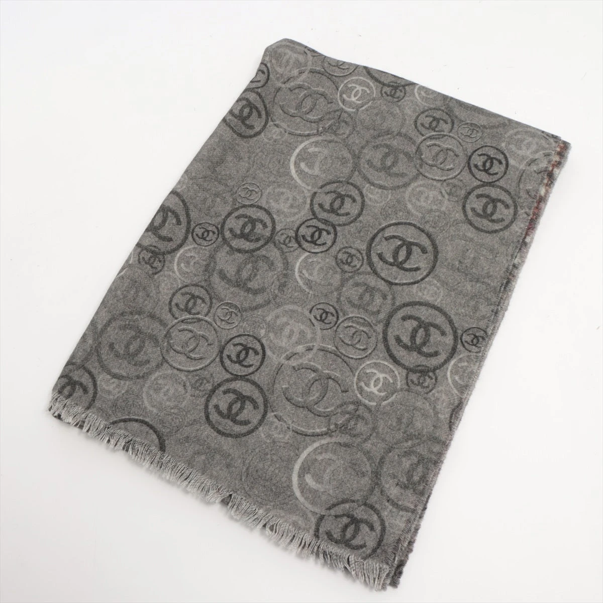 CHANEL カシミヤ マフラー グレー　未使用 CHANEL(シャネル) / ココマーク/カシミヤマフラー/ストール/カシミア