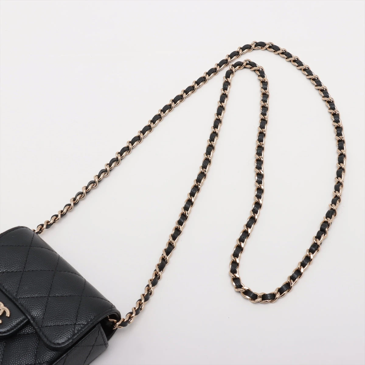 シャネル ミニミニマトラッセ キャビアスキン チェーンショルダー
