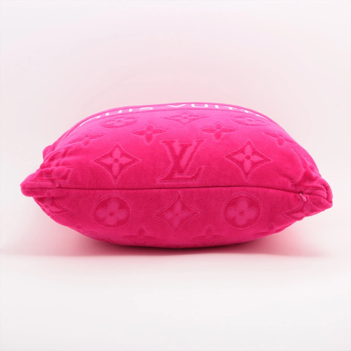 LOUIS VUITTON ルイ・ヴィトン クッション レディース メンズ